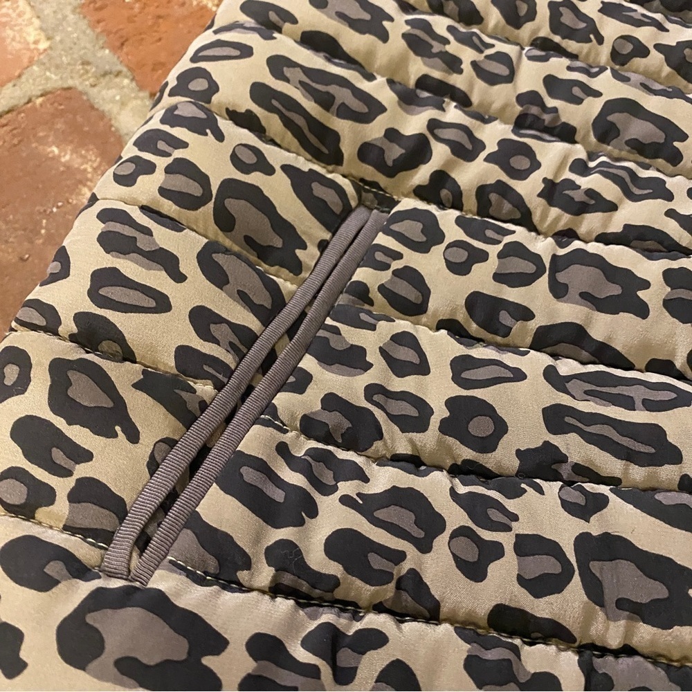 SEA New York Silk Animal print vest - Picture 3 of 16